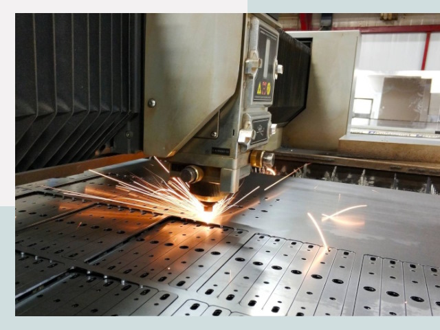 Лазерная резка металла в Нижнем Тагиле от 625 руб.